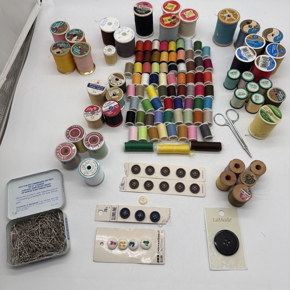 HUGE LOT OF SEWING SUPPLIES, BUTTONS, THREAD, NEEDLES, Scissors